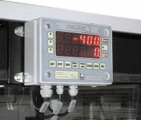 Afișaj în cabina operatorului macaralei